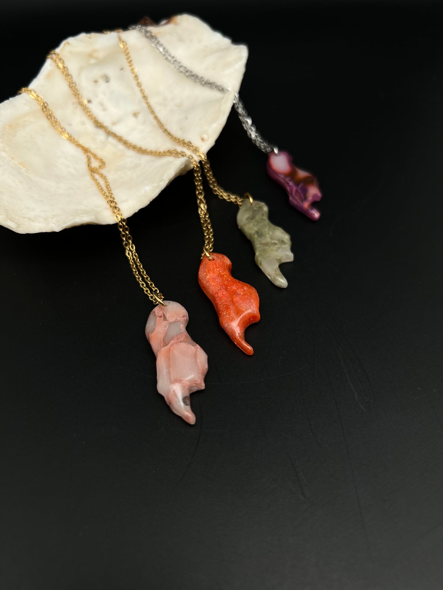 Rota Map Necklacev