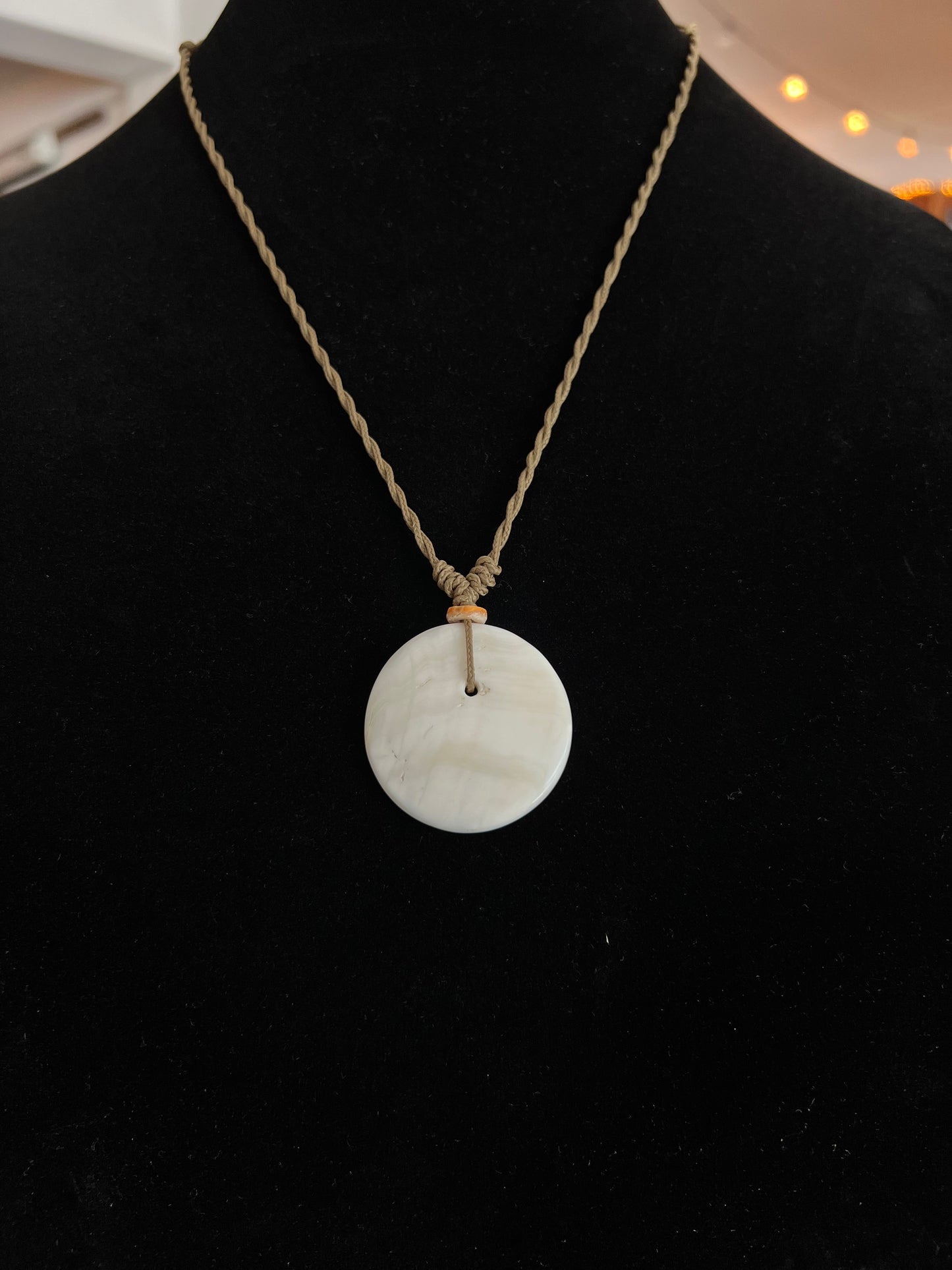 Big Hima Bead with Spondylus