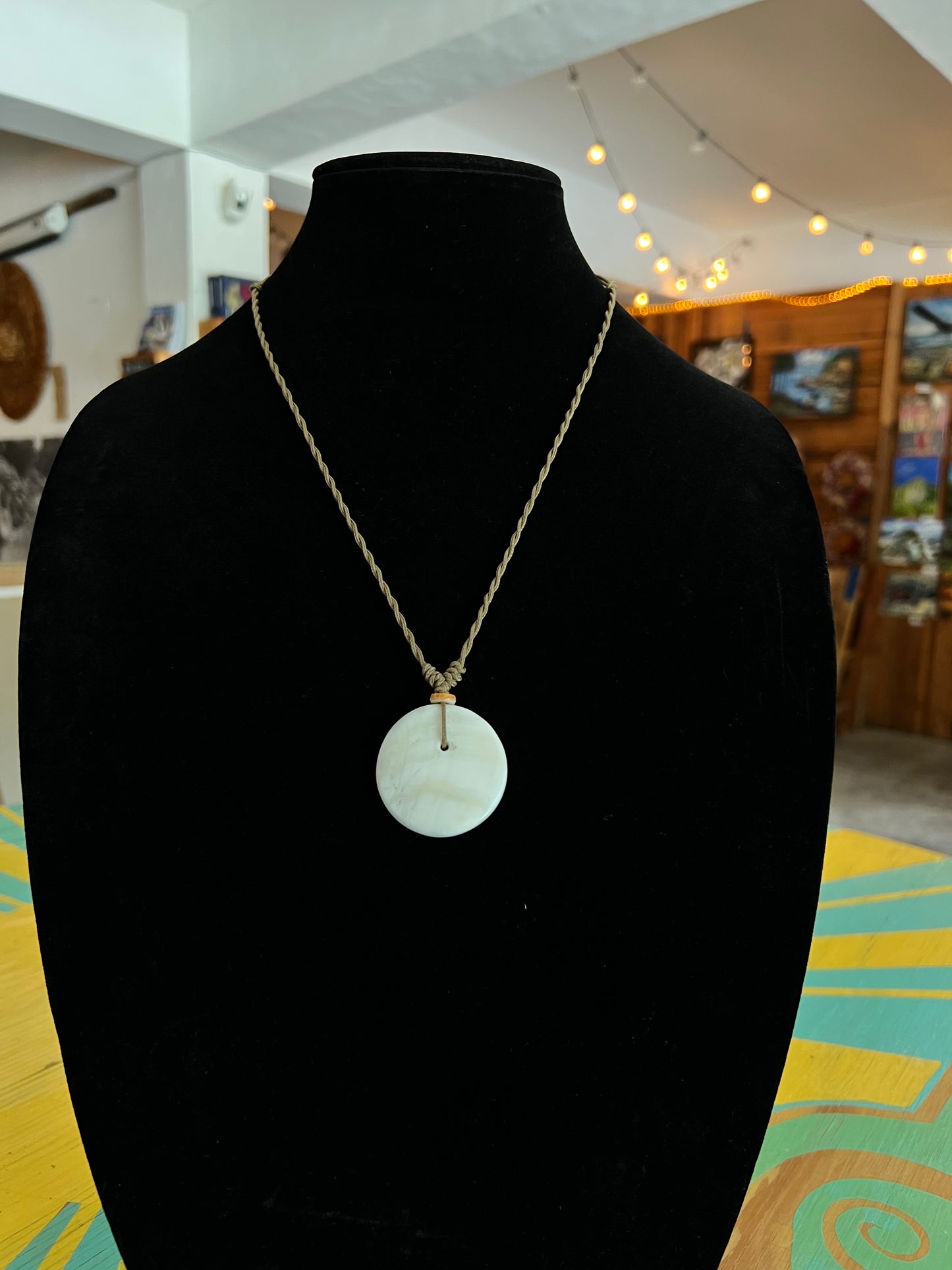 Big Hima Bead with Spondylus